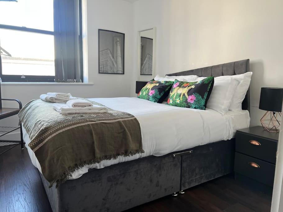 Mathew Street 1 Bed Apt Sleeps 6 Liverpool Extérieur photo