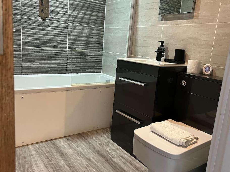 Mathew Street 1 Bed Apt Sleeps 6 Liverpool Extérieur photo
